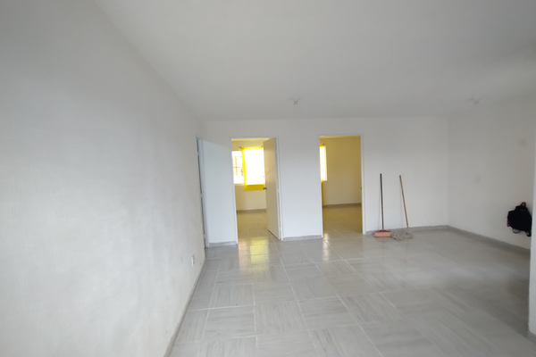 Foto de inmueble en Reserva Estaño 341- 02, Depto E, Fracc. La Reserva Residencial,  Santa Cruz del Valle, Jal, C.p 4565, Col. Santa Cruz Del Valle C.P. 45655, Tlajomulco de Zúñiga
